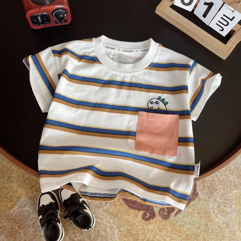 Conjunto de verano para bebé: camiseta a rayas y pantalón corto - imagen 4