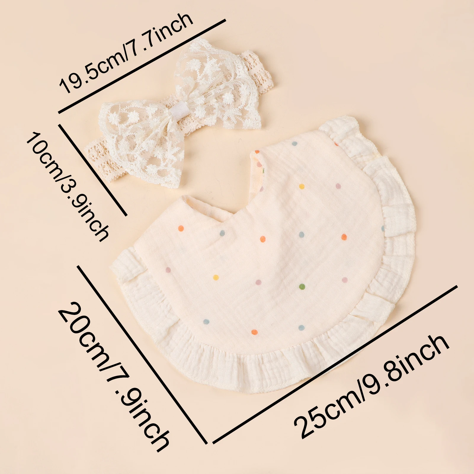 Set bebé: diadema, babero y turbante beige con encaje bordado