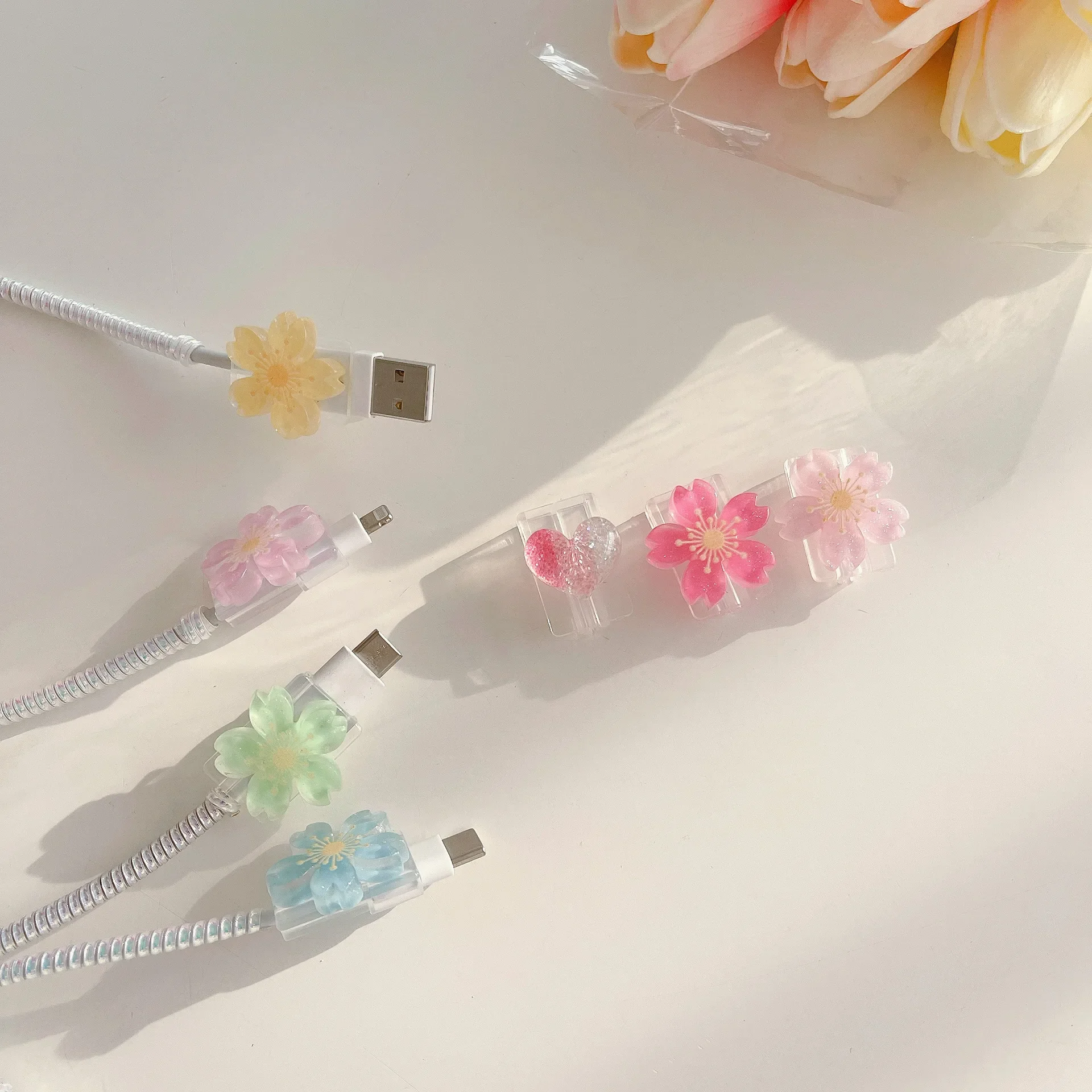 Protector de cable floral para iPhone 14 – Organizador decorativo