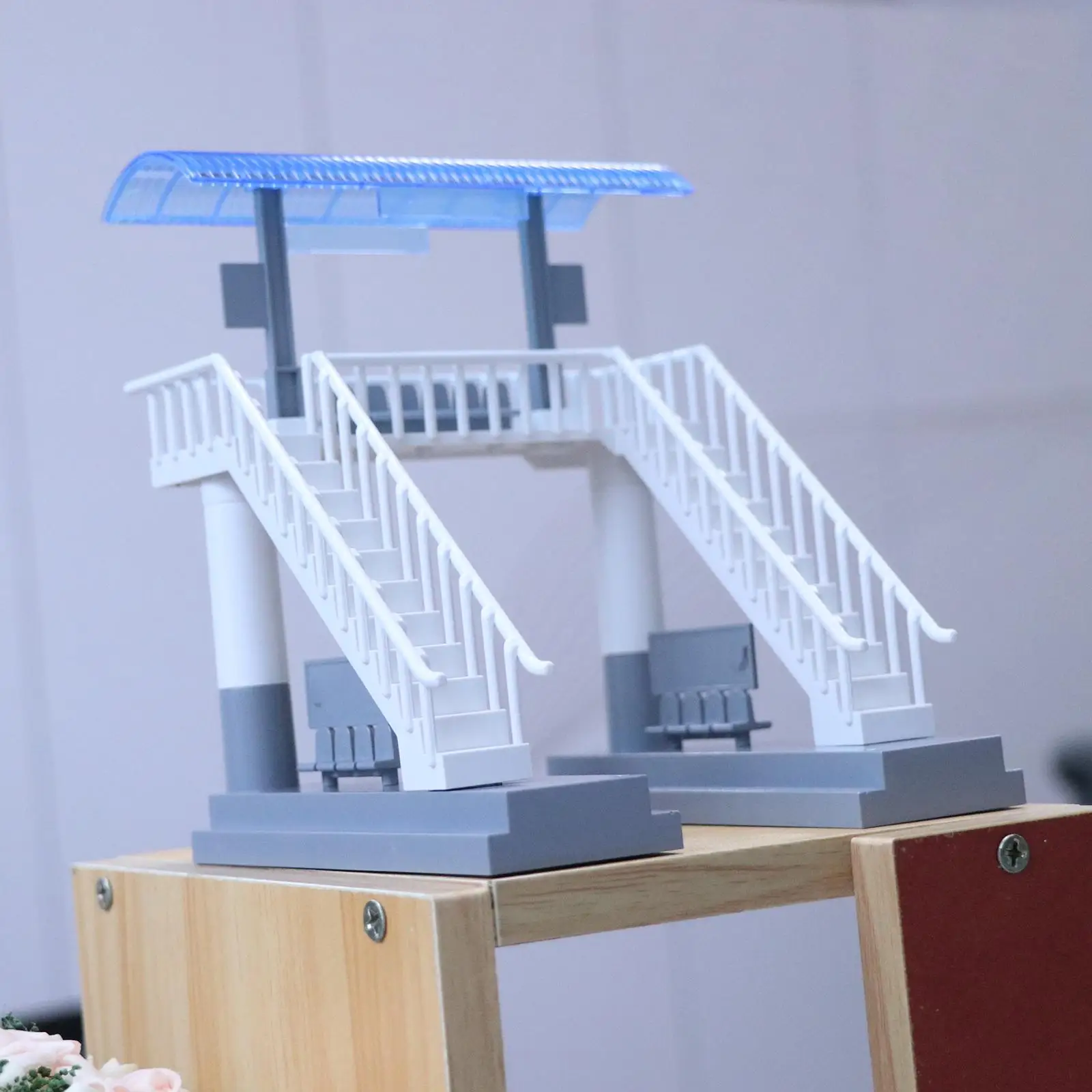 Maqueta estación de tren en miniatura para dioramas y vías - imagen 2