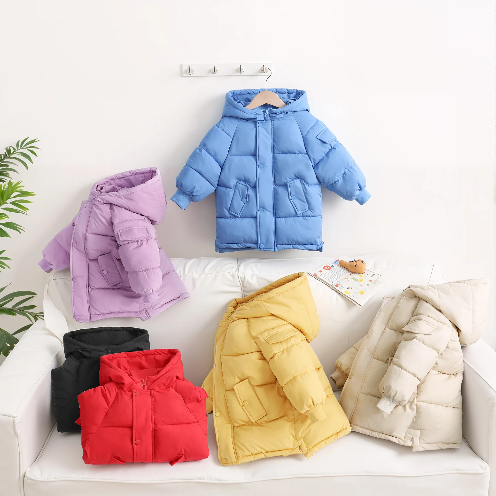 Chaquetas largas para niños con capucha y bolsillos
