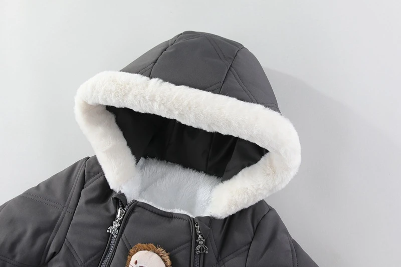 Mono pelele recién nacido para niña de invierno con guantes - imagen 2