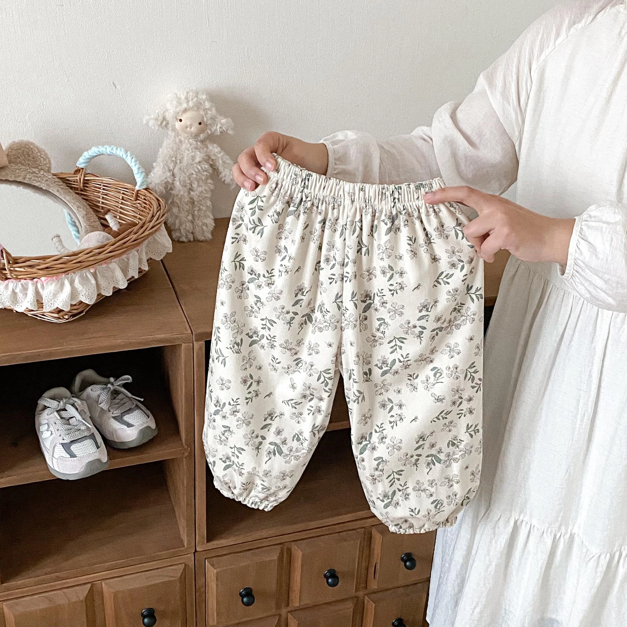 Pantalones florales deportivos para niñas – sueltos y finos - imagen 2