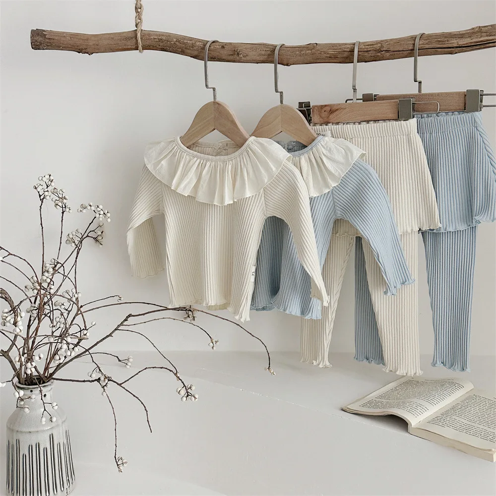 Conjunto de rayas para niña con top y falda