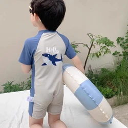 Bañador infantil de una pieza con manga corta delfín y solar