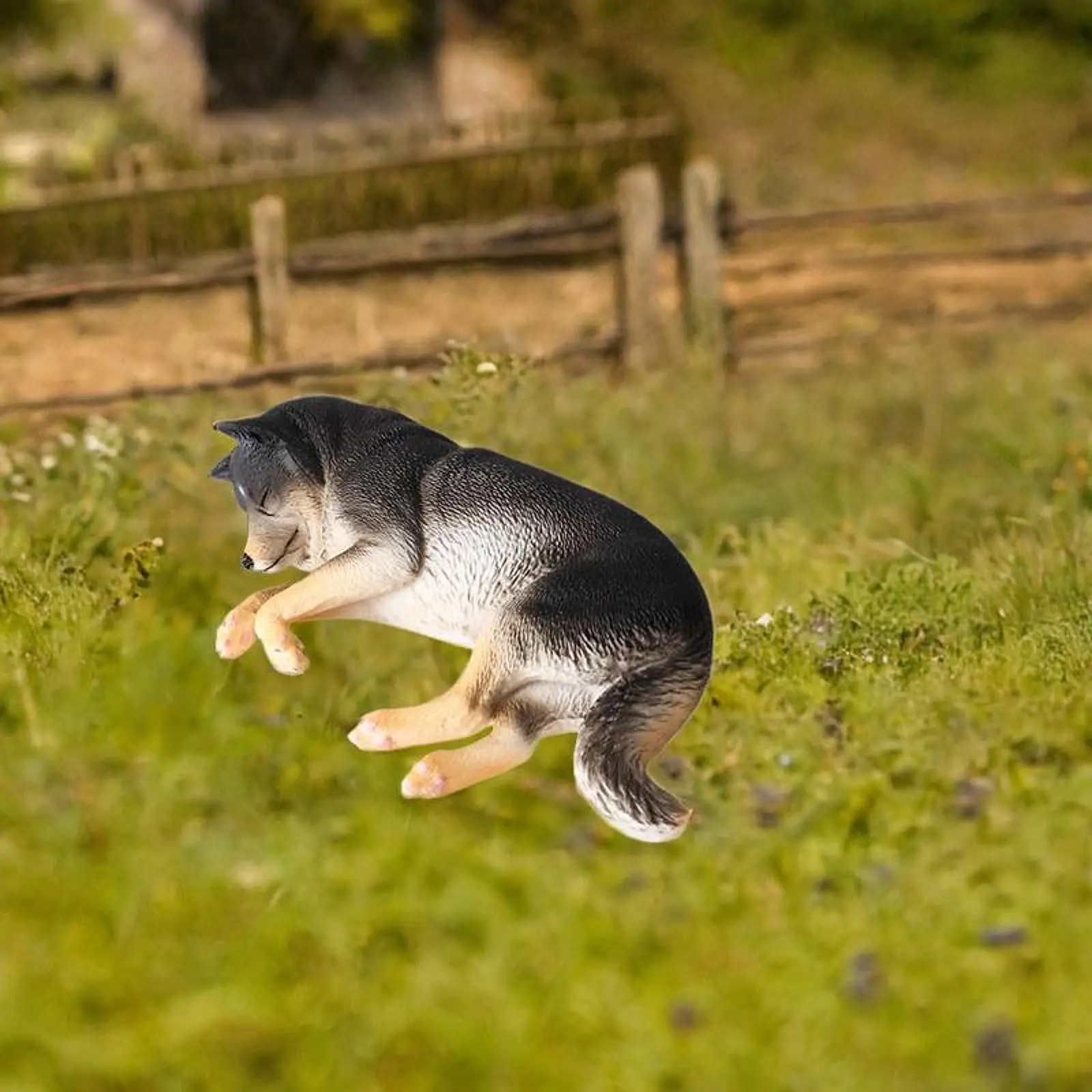 Figura realista de perro durmiente para niños – mini escultura - imagen 4