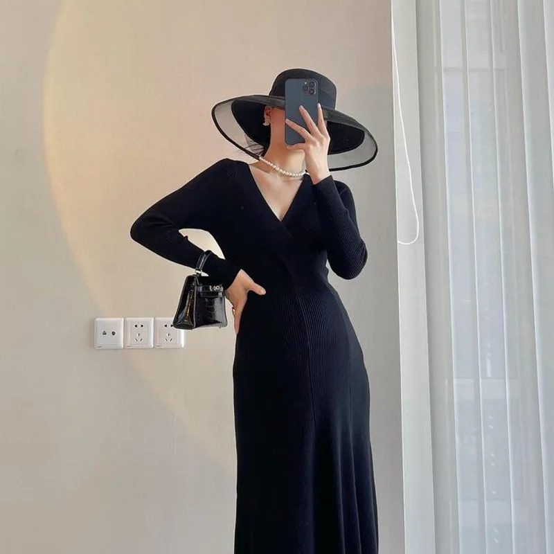 Vestido premamá de punto con cuello en V para otoño e invierno - imagen 3