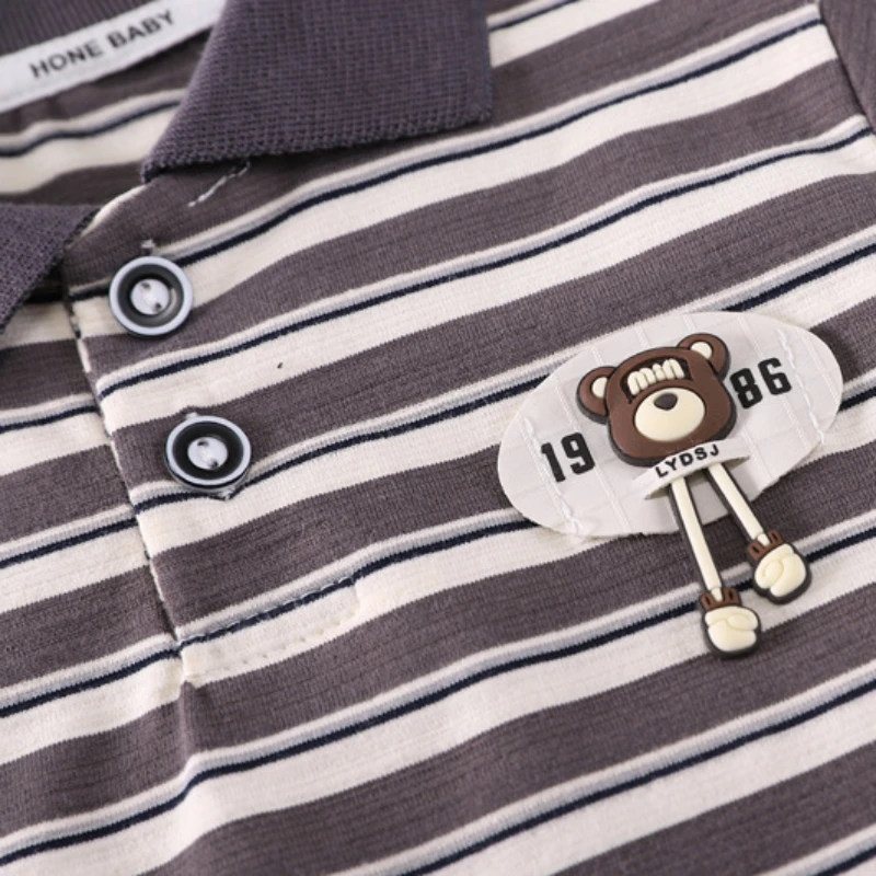 Conjunto de verano para bebé: camiseta a rayas y pantalón corto - imagen 5