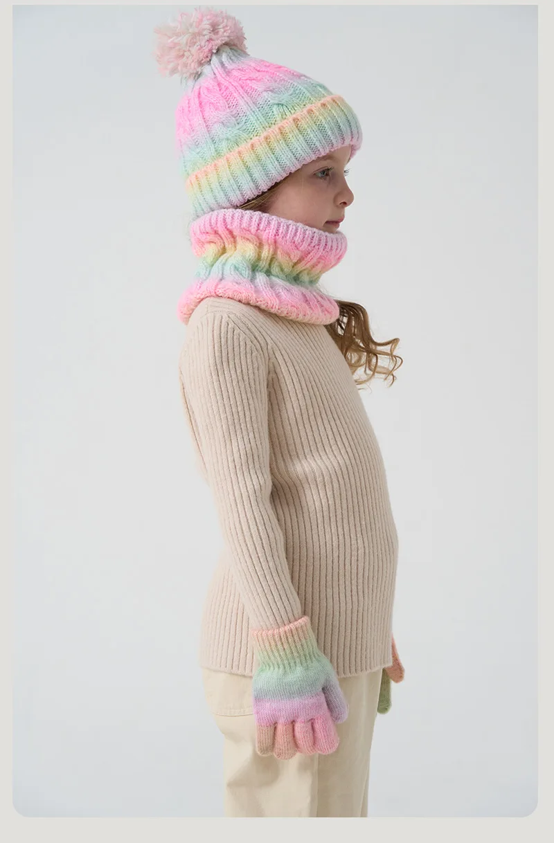 Conjunto de gorro, guantes y bufanda para invierno