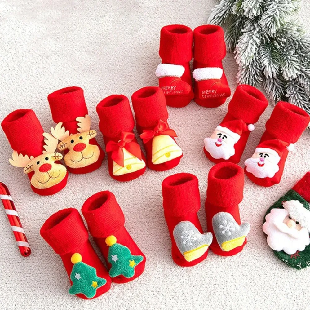 Calcetines blancos con motivo de Papá Noel