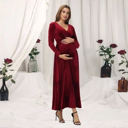 Vestido de terciopelo para embarazadas – Cuello en V y manga larga