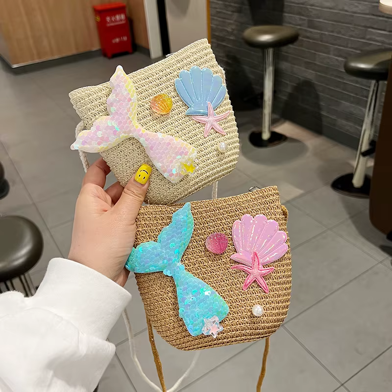 Bandolera infantil con cremallera y dibujos de llaves - imagen 3
