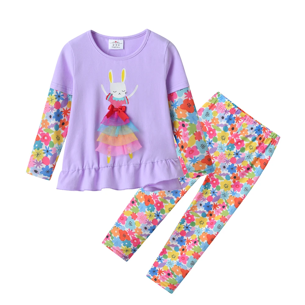 Vista del top de manga larga del pijama infantil