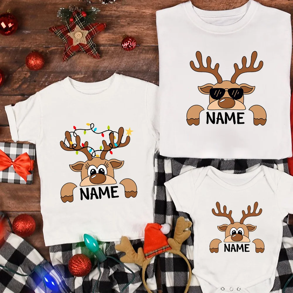 Camisa familiar navideña con renos – Diseño personalizado para padres e hijos - imagen 4