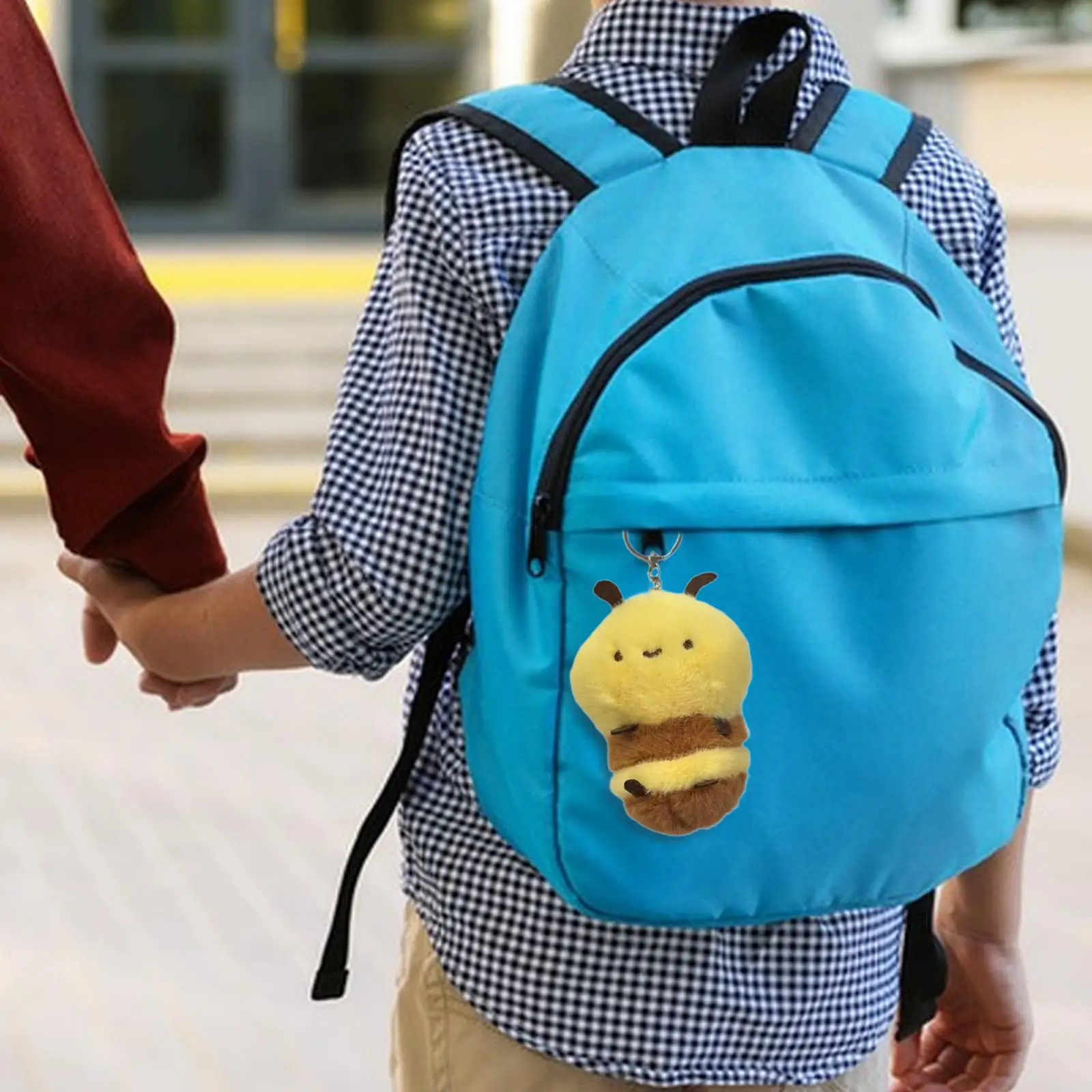 Llavero abeja de peluche colgante para bolso y mochila - imagen 4