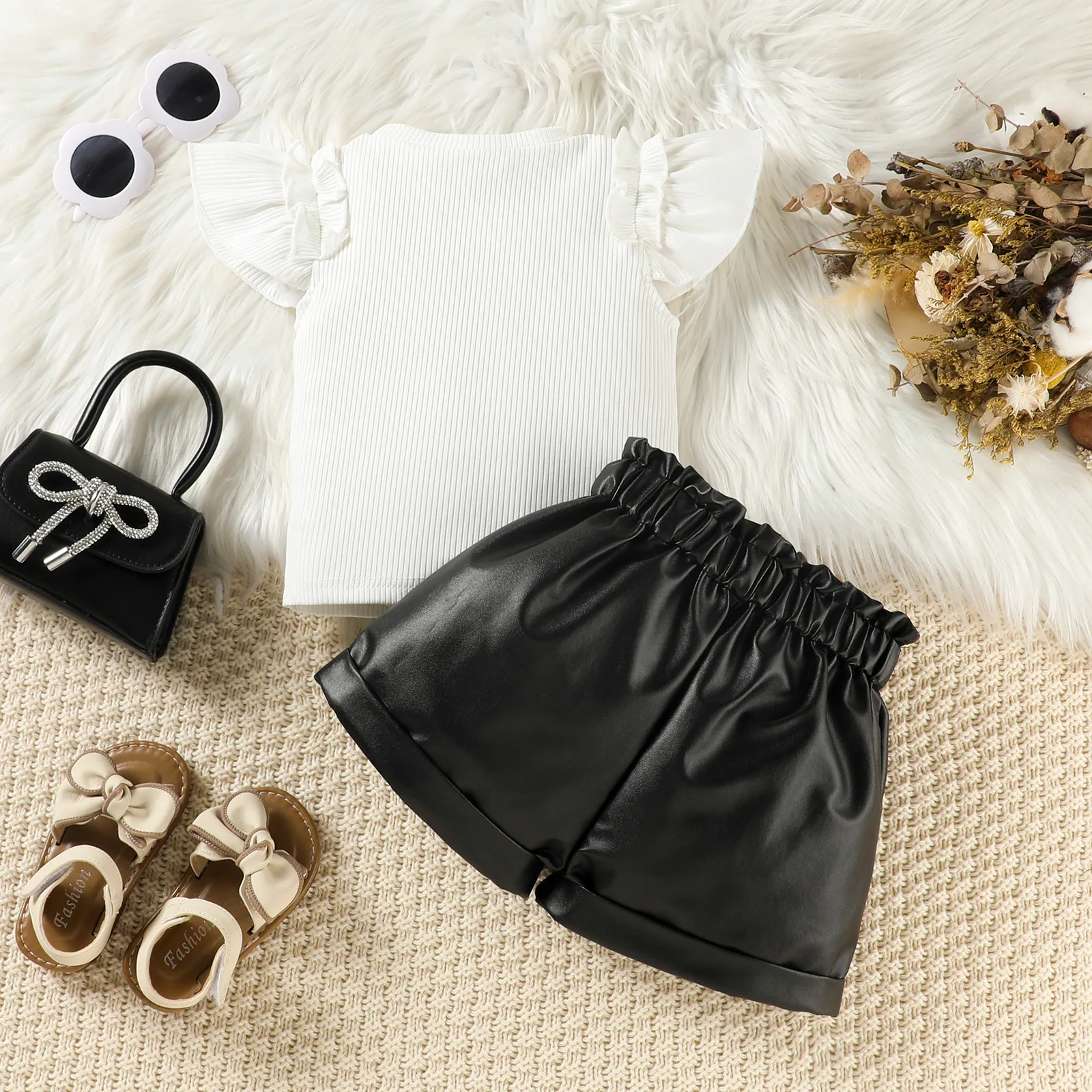 Conjunto de verano para niña blanco: top y pantalón corto - imagen 5
