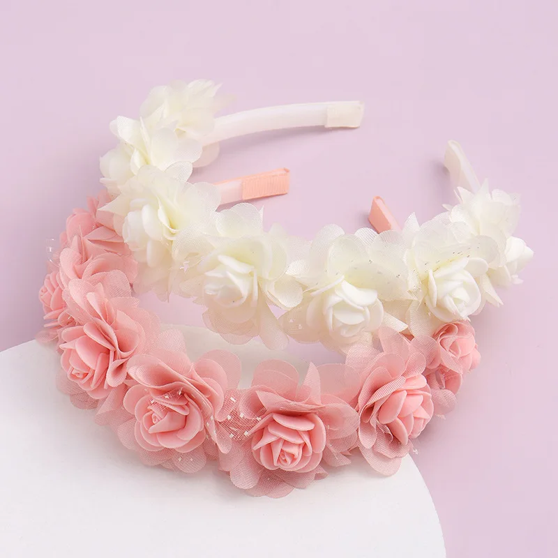 Diademas florales para niñas: Estilo fresco y dulce