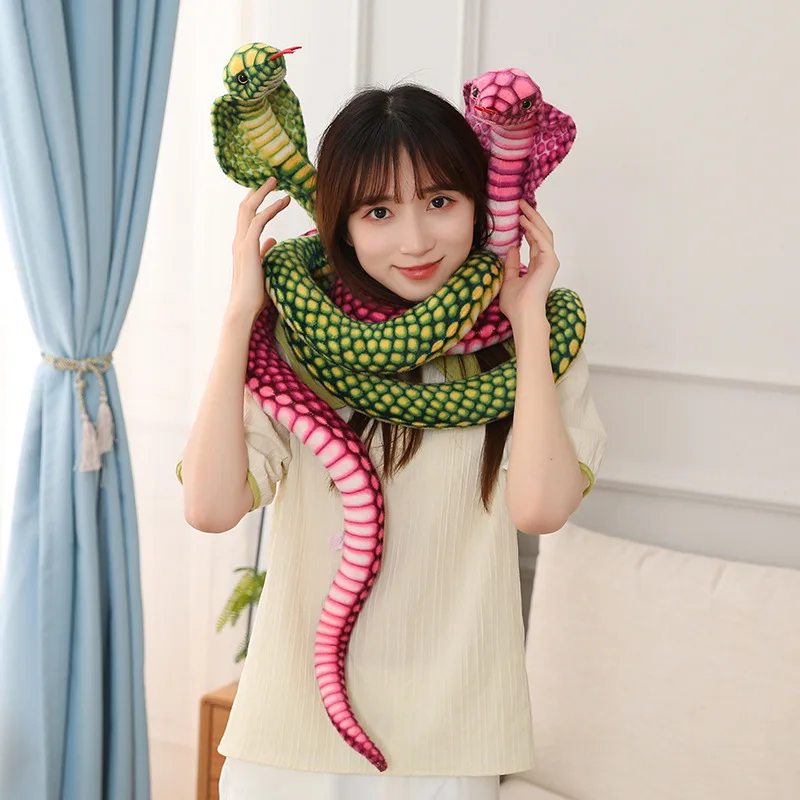 Peluche Cobra mediano 170 cm enrollado
