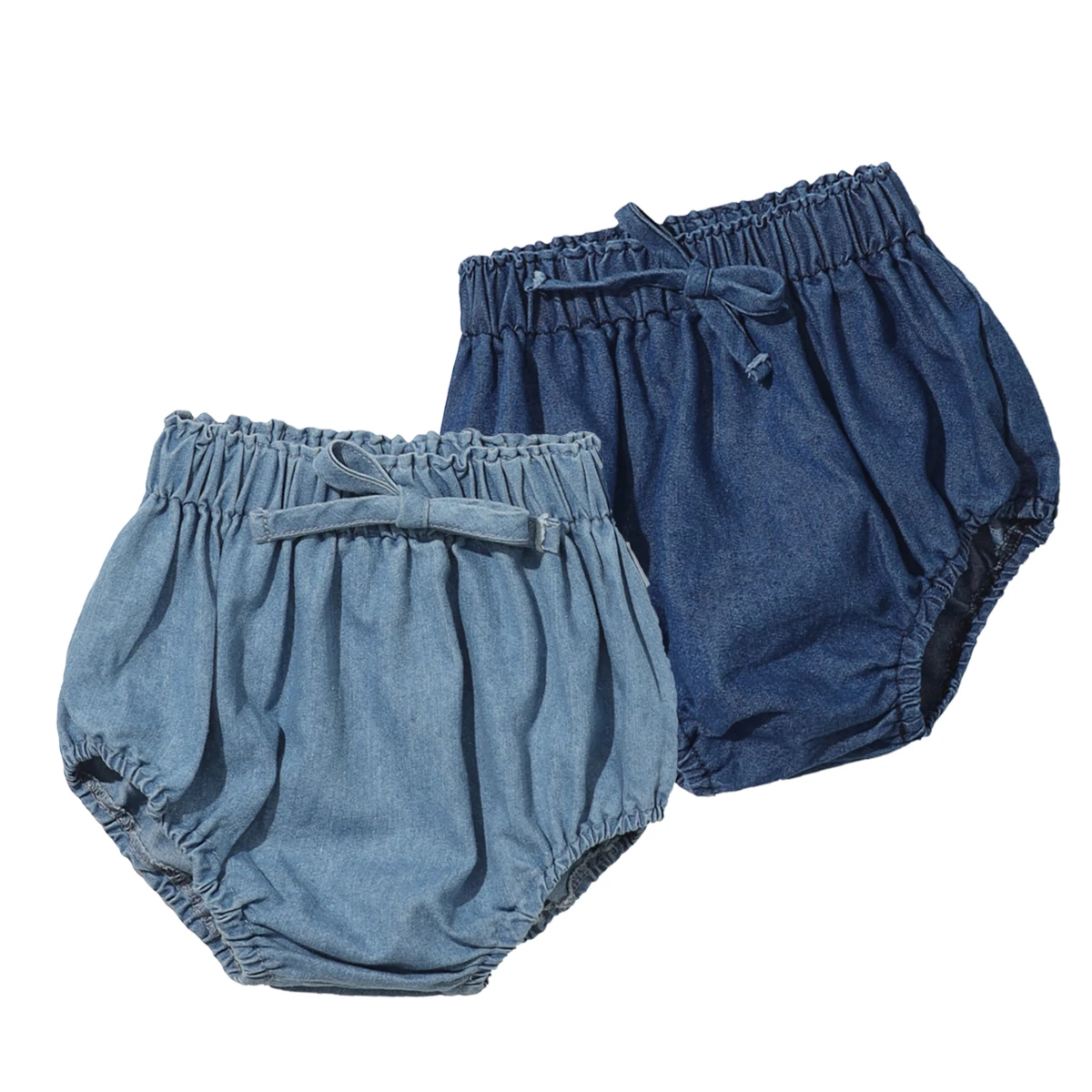 Detalle de cintura elástica y bolsillos de los pantalones