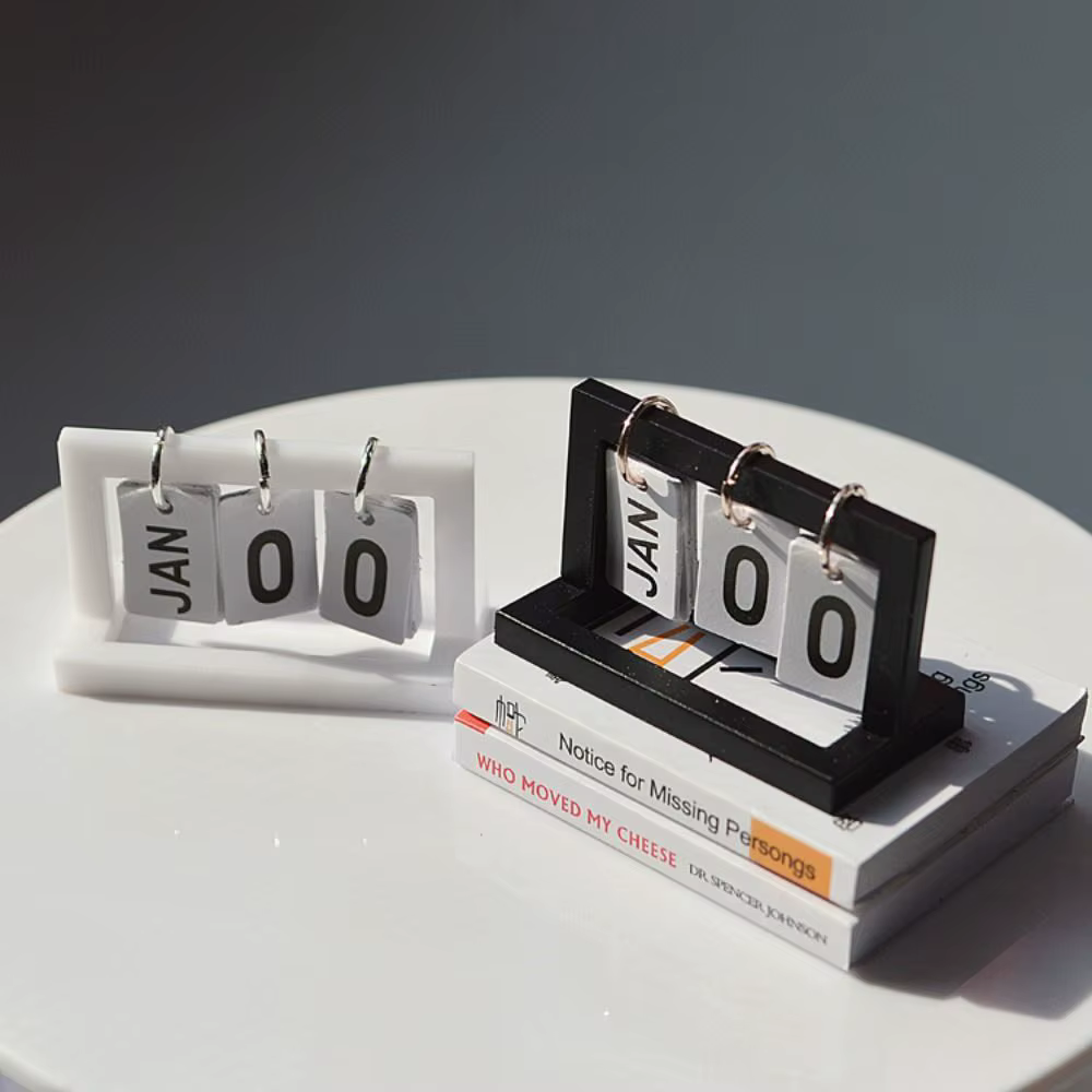 Calendario mini casa de muñecas – Accesorio decorativo infantil