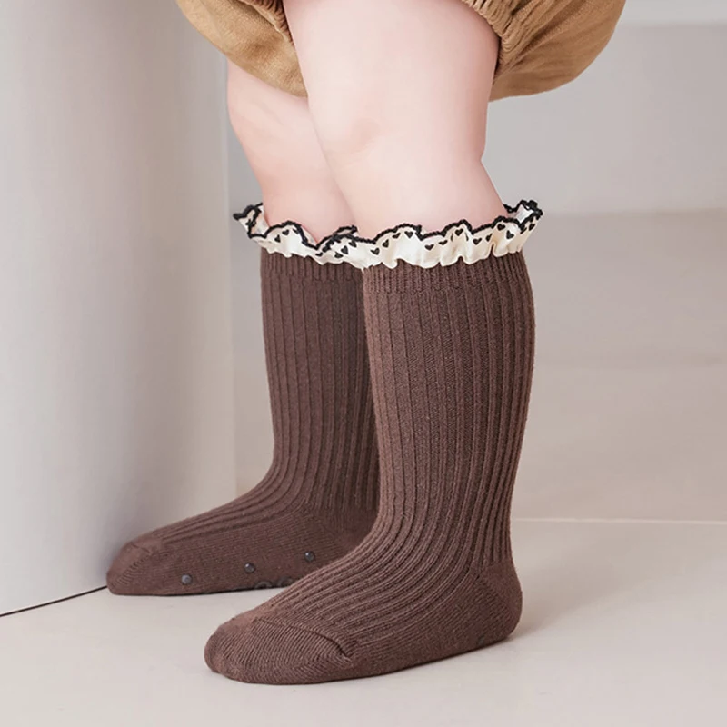 Calcetines antideslizantes de encaje en algodón de primavera para bebé - imagen 3