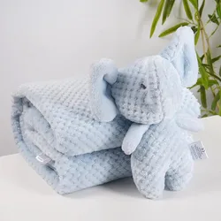 Manta de bebé franela con dibujos y peluche para siesta