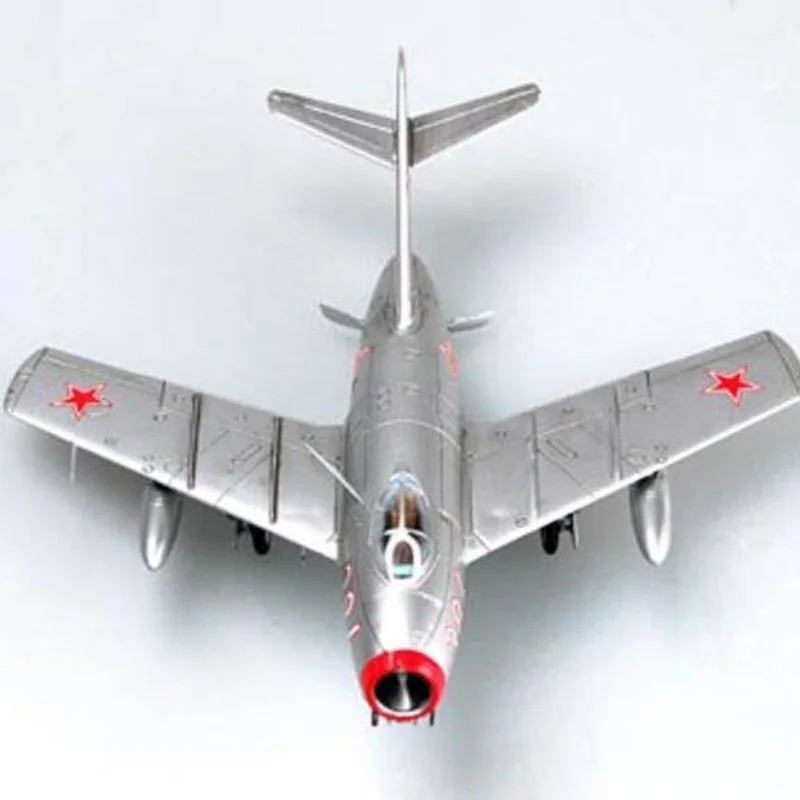 TRUMPETER MiG-15bis Fagot avión de plástico para montar - imagen 3