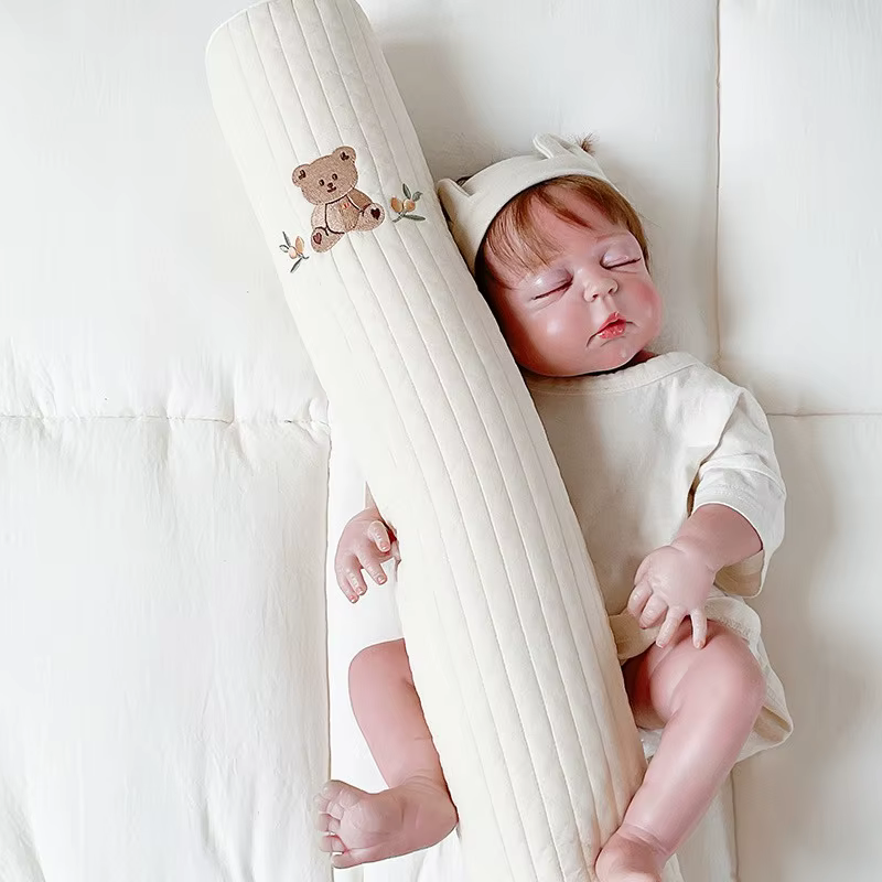 Almohada suave para cuna de bebé con bordado de animales