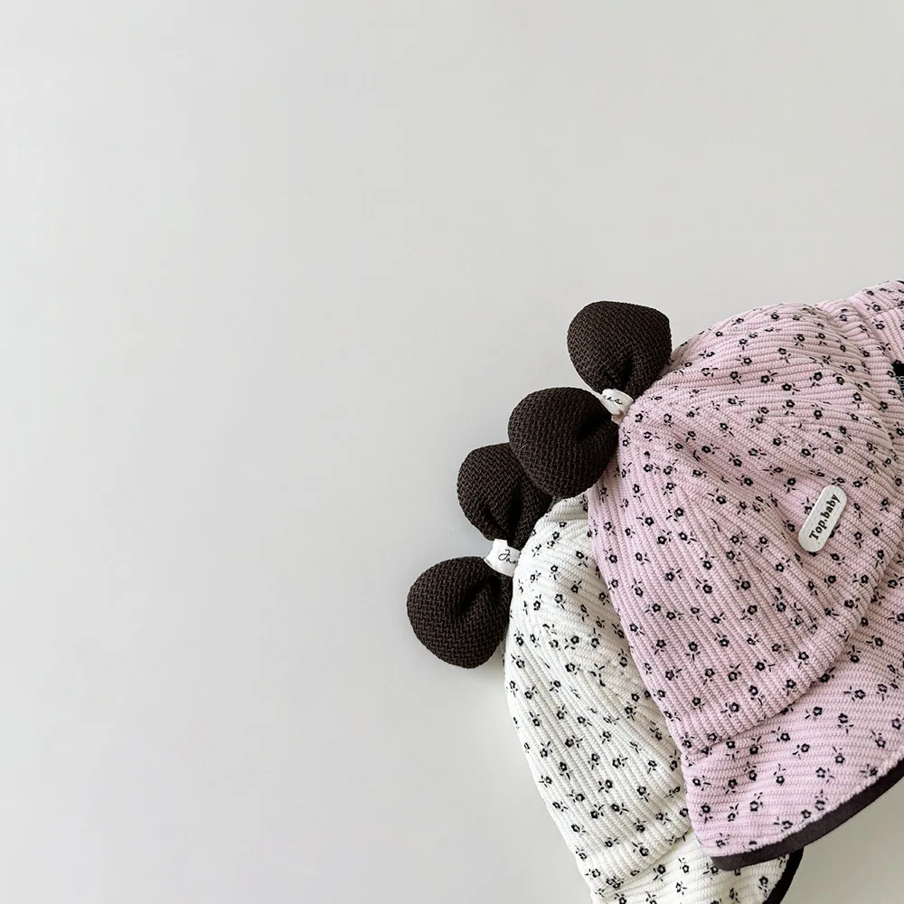 Gorro solar UV para niña – Estampado floral con lazo - imagen 3