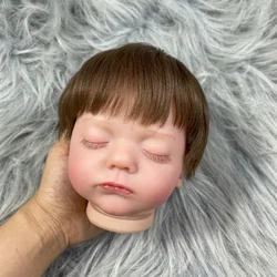 Alessia muñeca Reborn de vinilo pintado con trasplante capilar