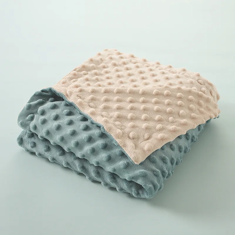 Minky Dot manta bebé de burbujas para recién nacidos, doble capa - imagen 2
