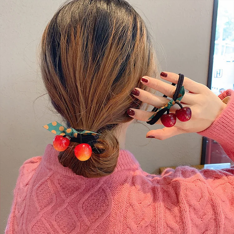 Anillo de cuero cereza para pelo infantil – diseño exclusivo - imagen 5