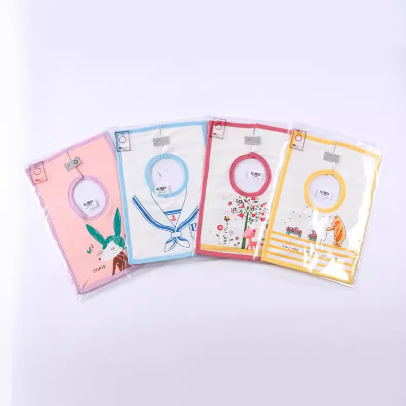Baberos impermeables para bebés – reutilizables con dibujos animados - imagen 3
