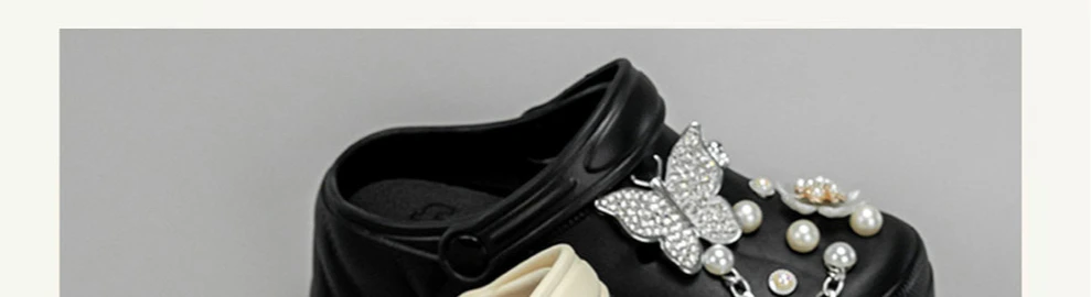 Zapatillas y sandalias de EVA en tonos blanco/negro