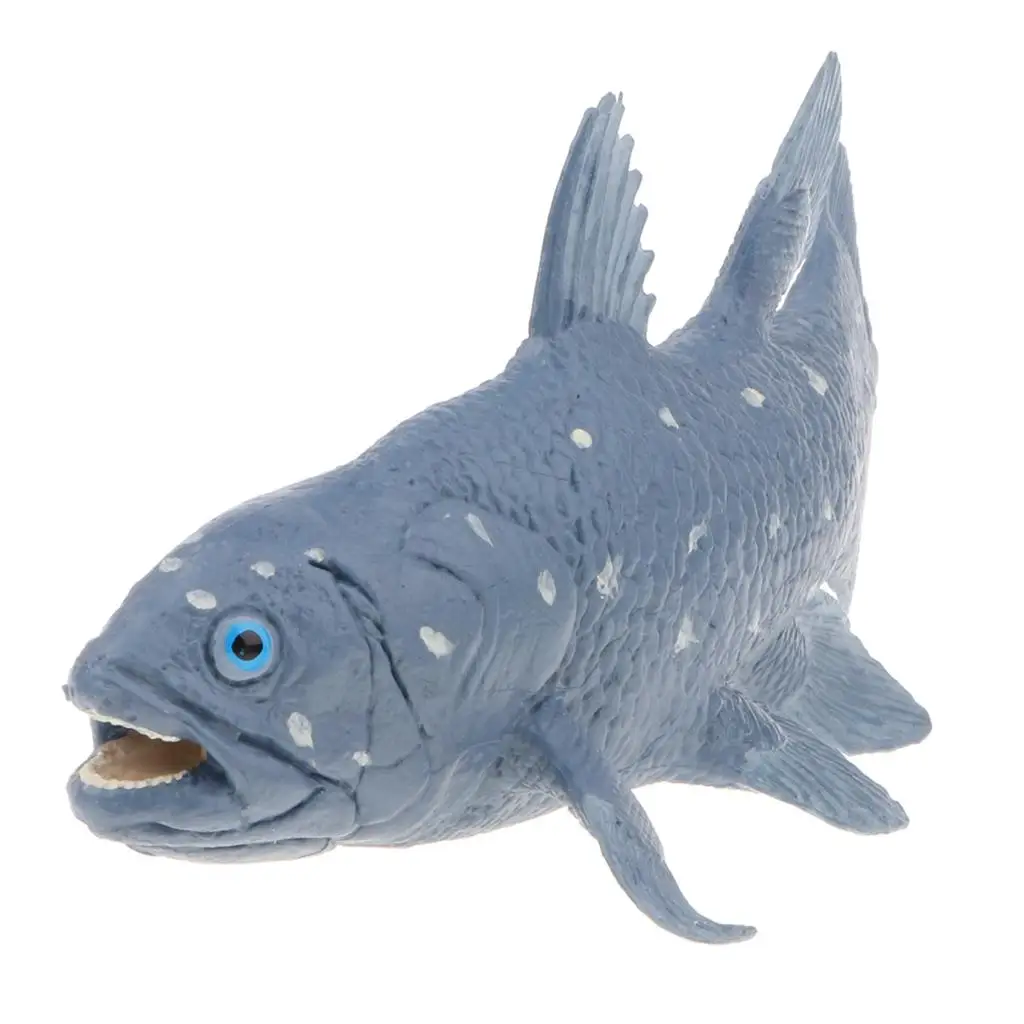 Figura de coelacanto sobre superficie de madera como decoración