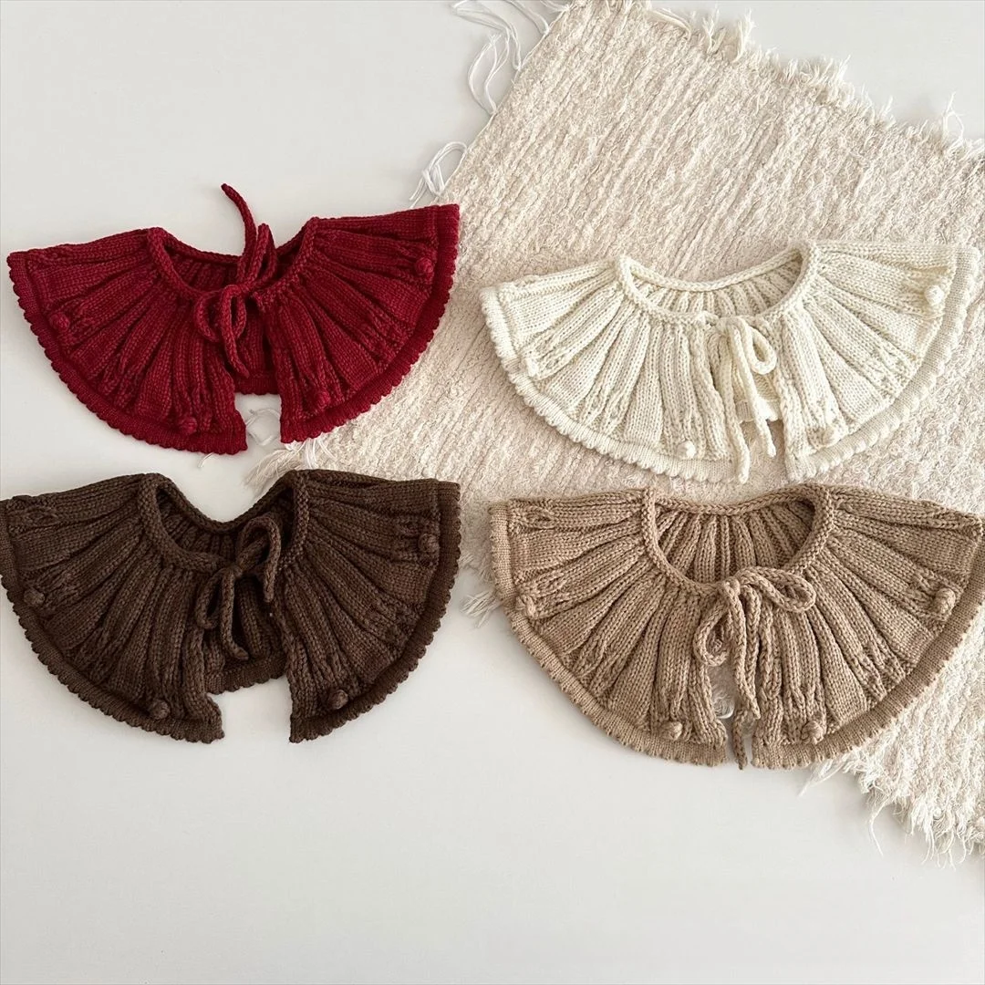 Capa de ganchillo para niña con cuello falso y lazos - Abrigo otoño - imagen 3