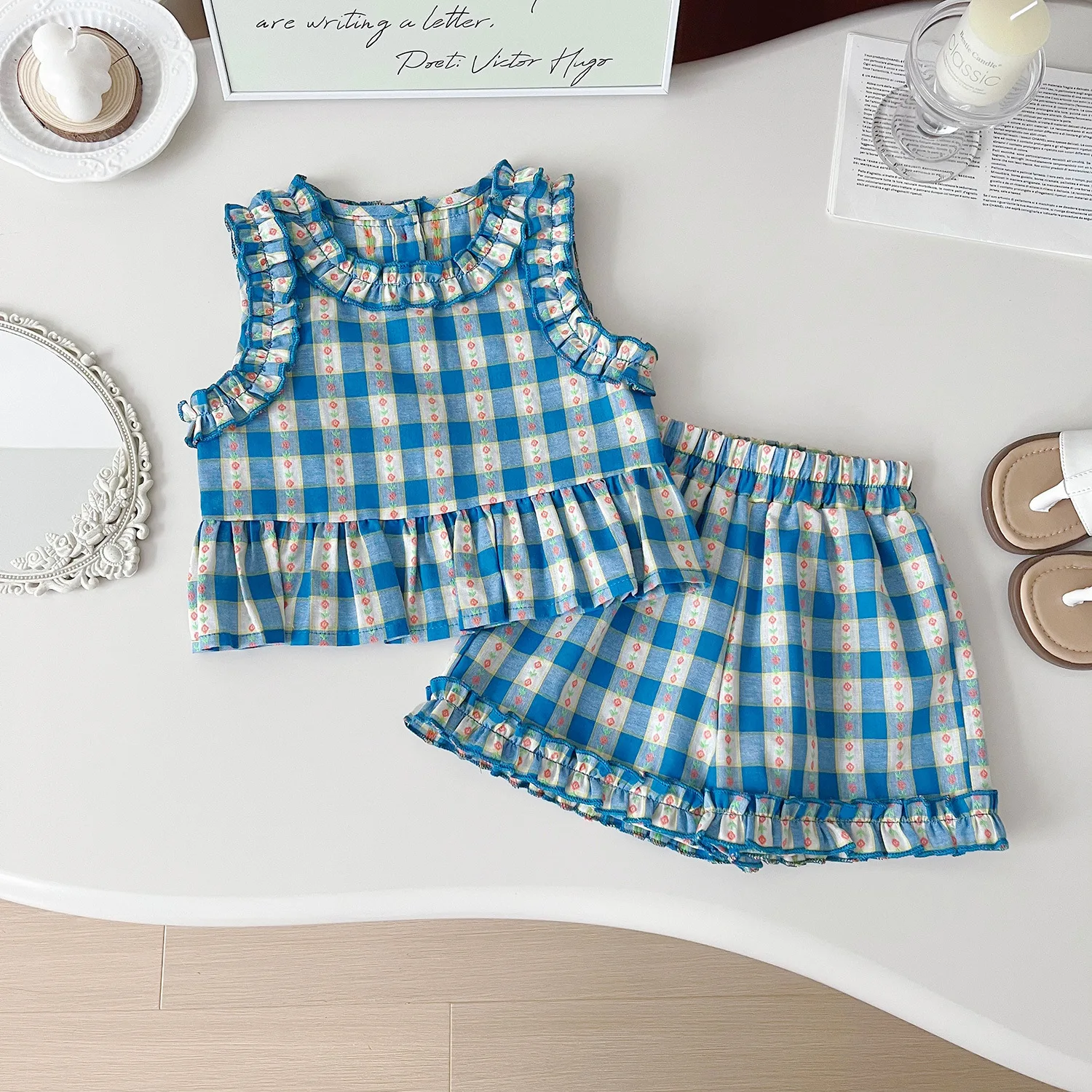 Conjunto verano infantil a cuadros – Tops y shorts azules - imagen 2