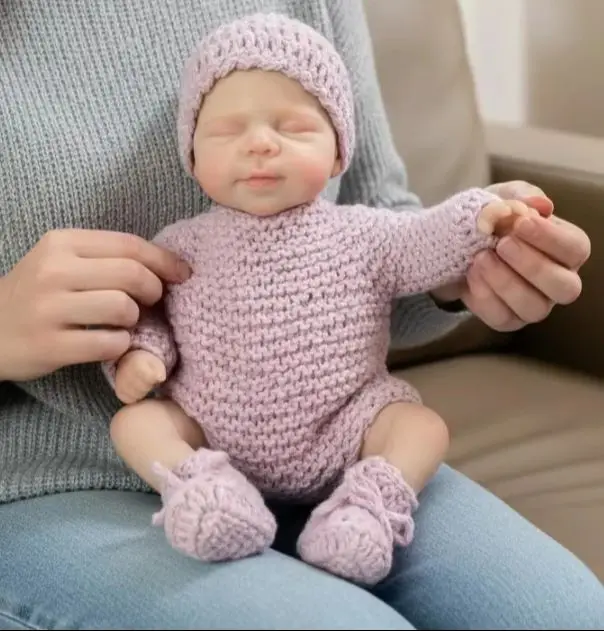 NPK Pascale Muñeca Reborn de silicona flexible, suave y muy realista - imagen 2