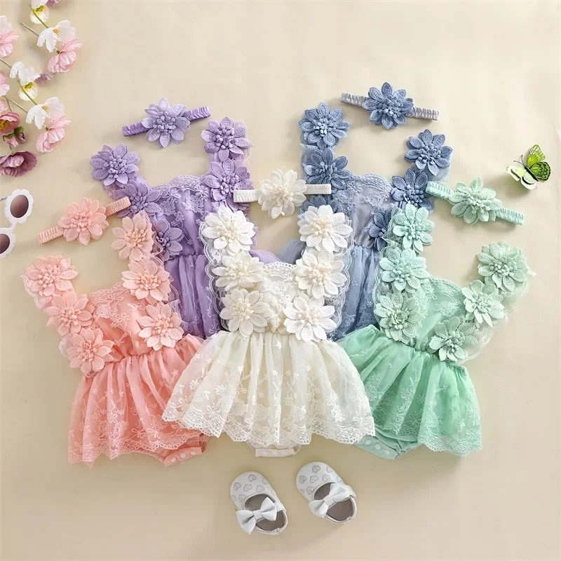 Conjunto bebé bordado floral: pelele y bodys con lazo y diadema - imagen 4