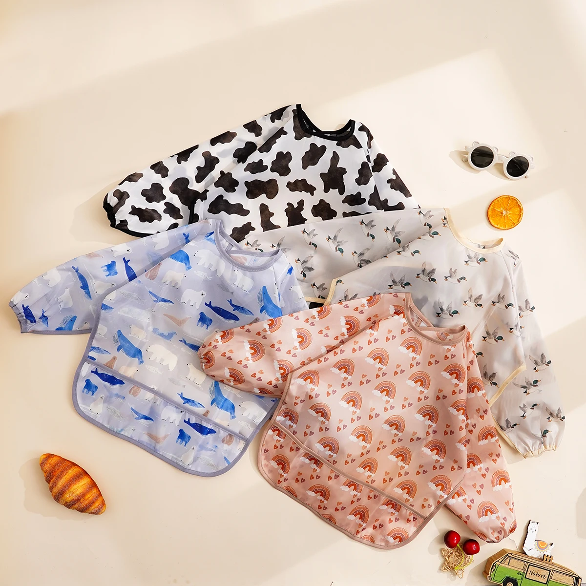 Babero impermeable de manga larga para comer y dibujar