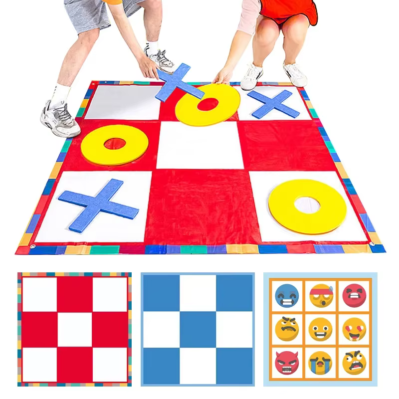 XO Chess gigante en jardín
