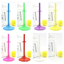 Soporte alto para muñecas de exhibición y regalo