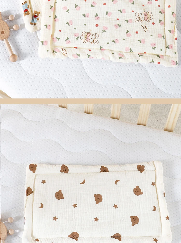 Patrón de animales en la almohada