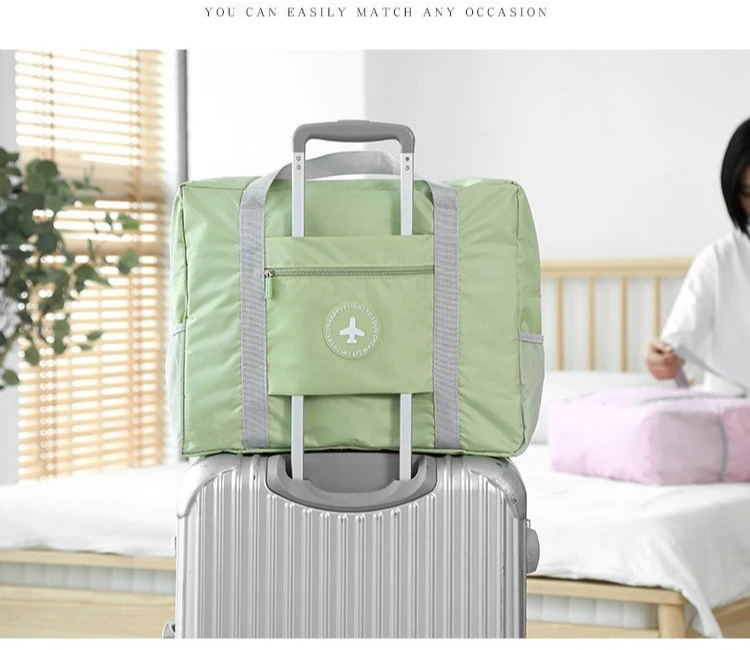 Bolso de maternidad como bandolera gris
