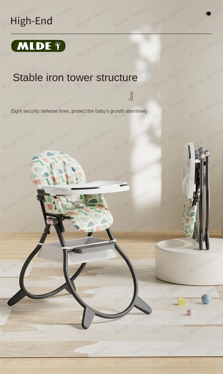 Silla desplegada con bandeja removible