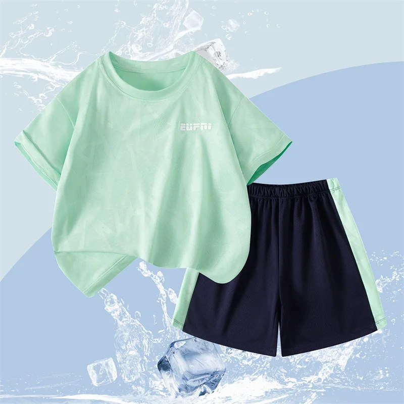 Conjunto deportivo niño de verano – camiseta y pantalón corto - imagen 2