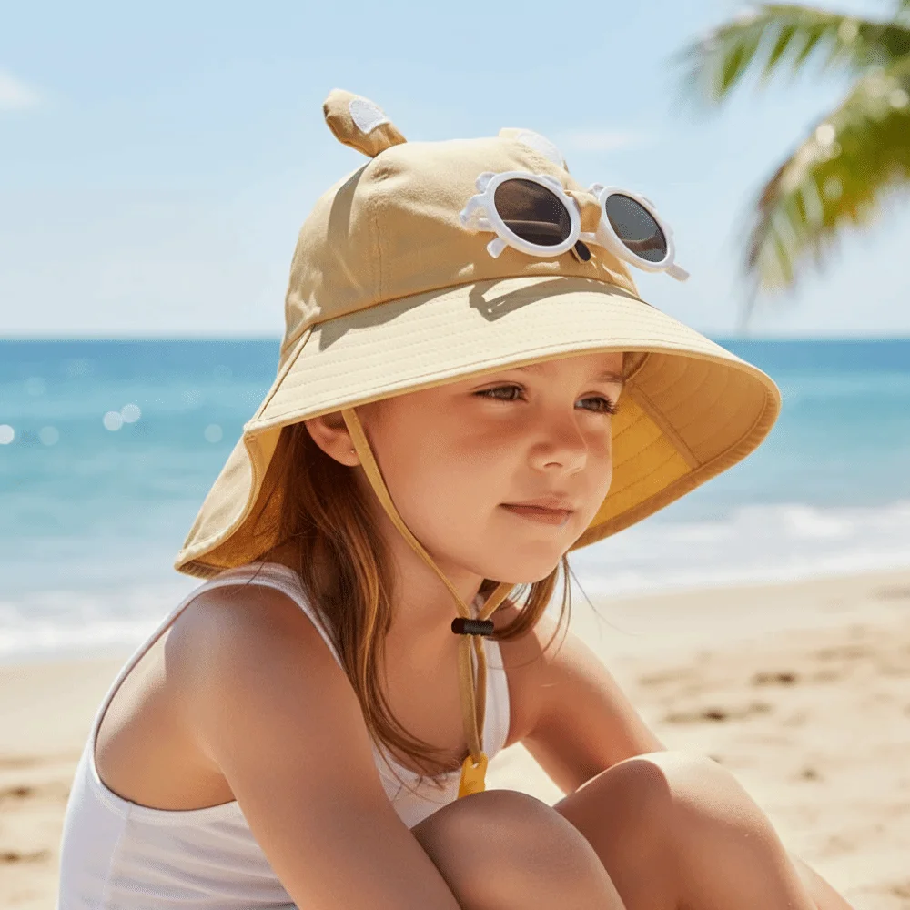 Sombrero infantil de playa con ala ancha, silbato y protección solar