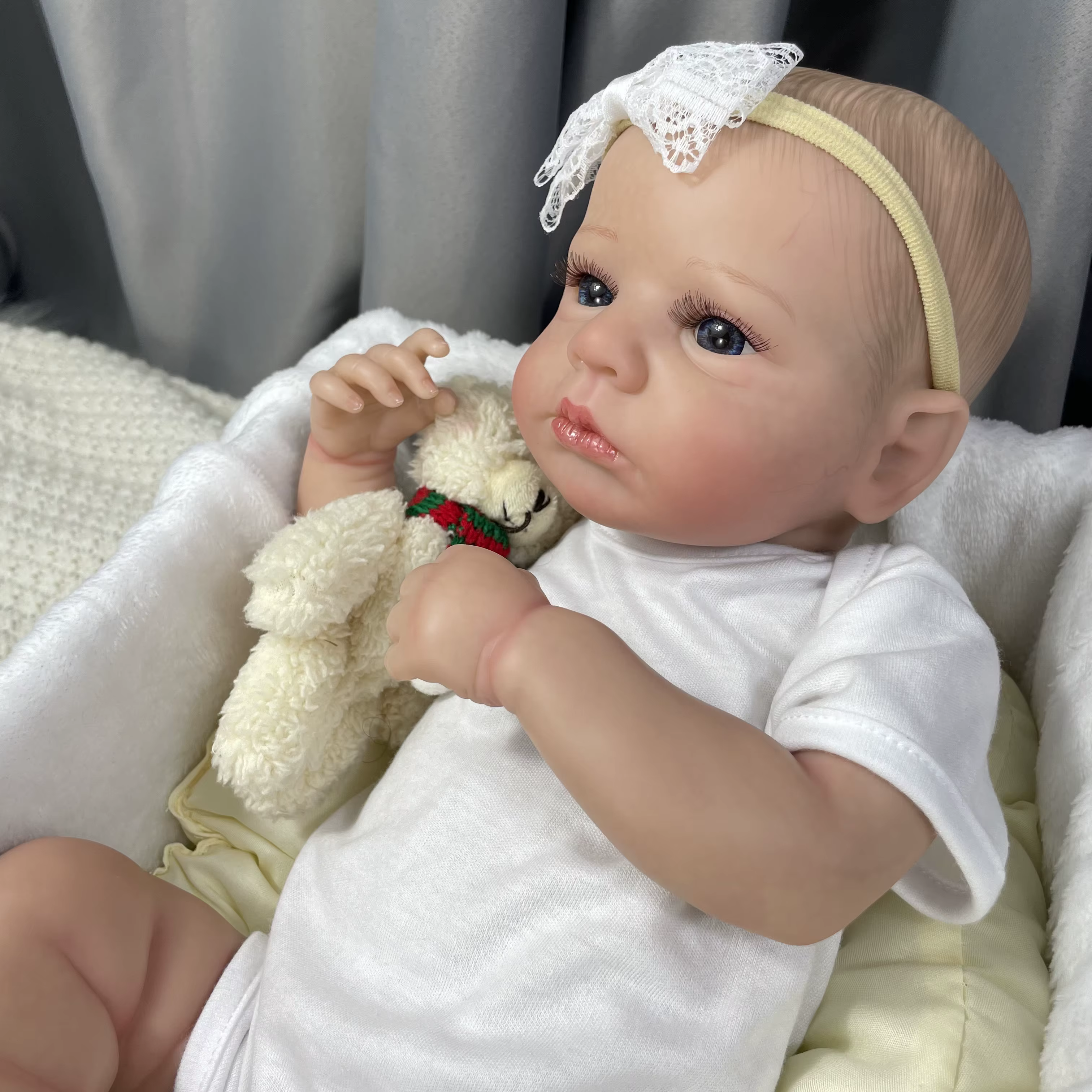 Muñeca Reborn con accesorios