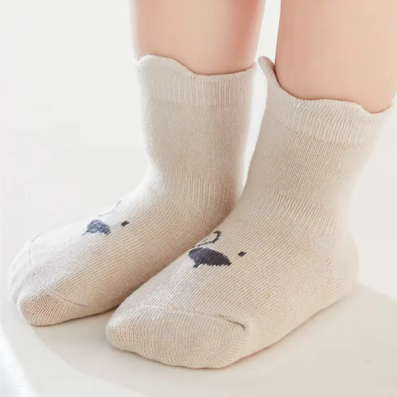 Calcetines antideslizantes de algodón con dibujos animados para bebé – 3 pares - imagen 5