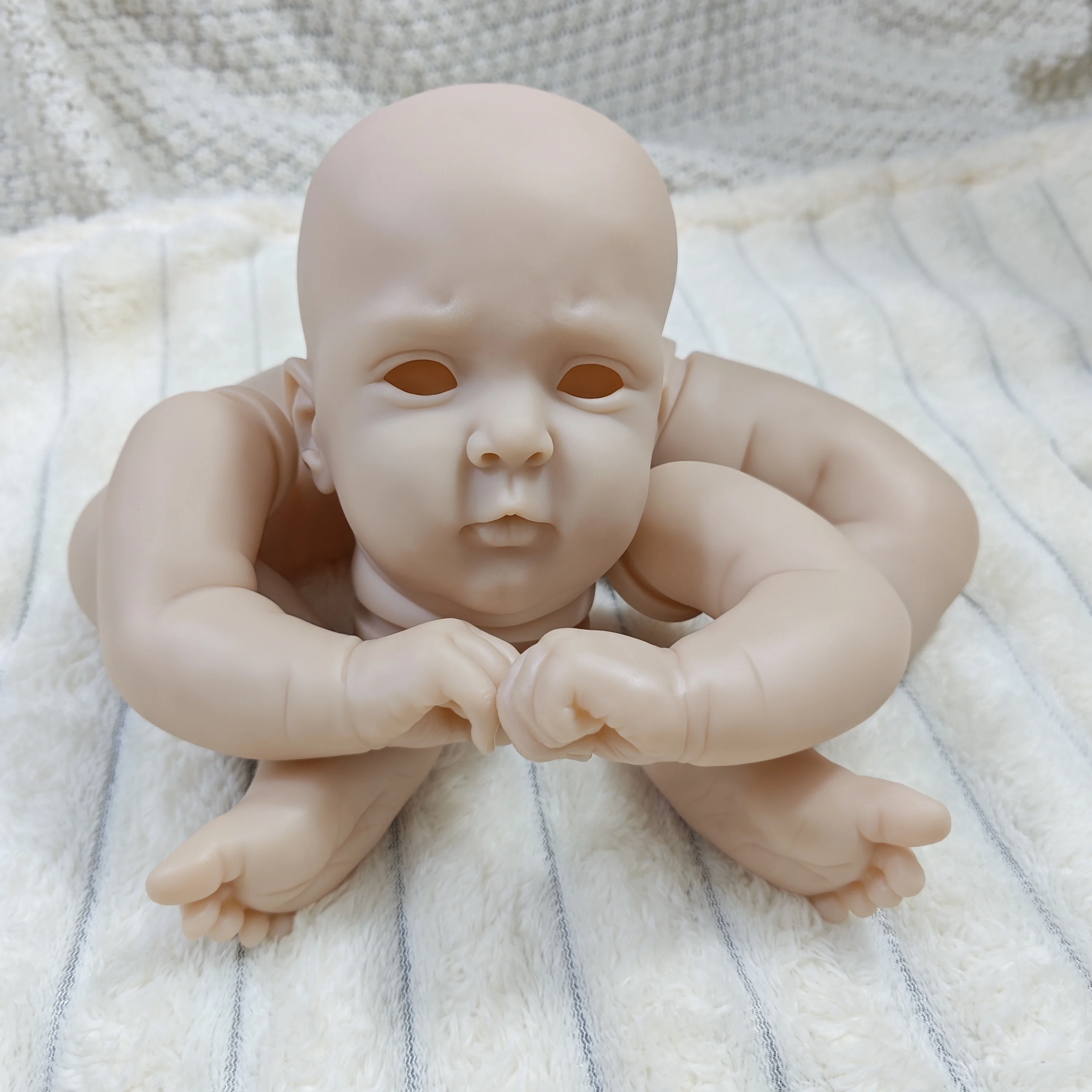 MRB Jocy muñeca reborn realista sin pintar con cuerpo de tela - imagen 5